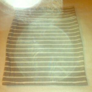Forever 21 Gray and White Striped Pencil Skirt